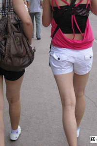 日韩奇葩大叔视频网站